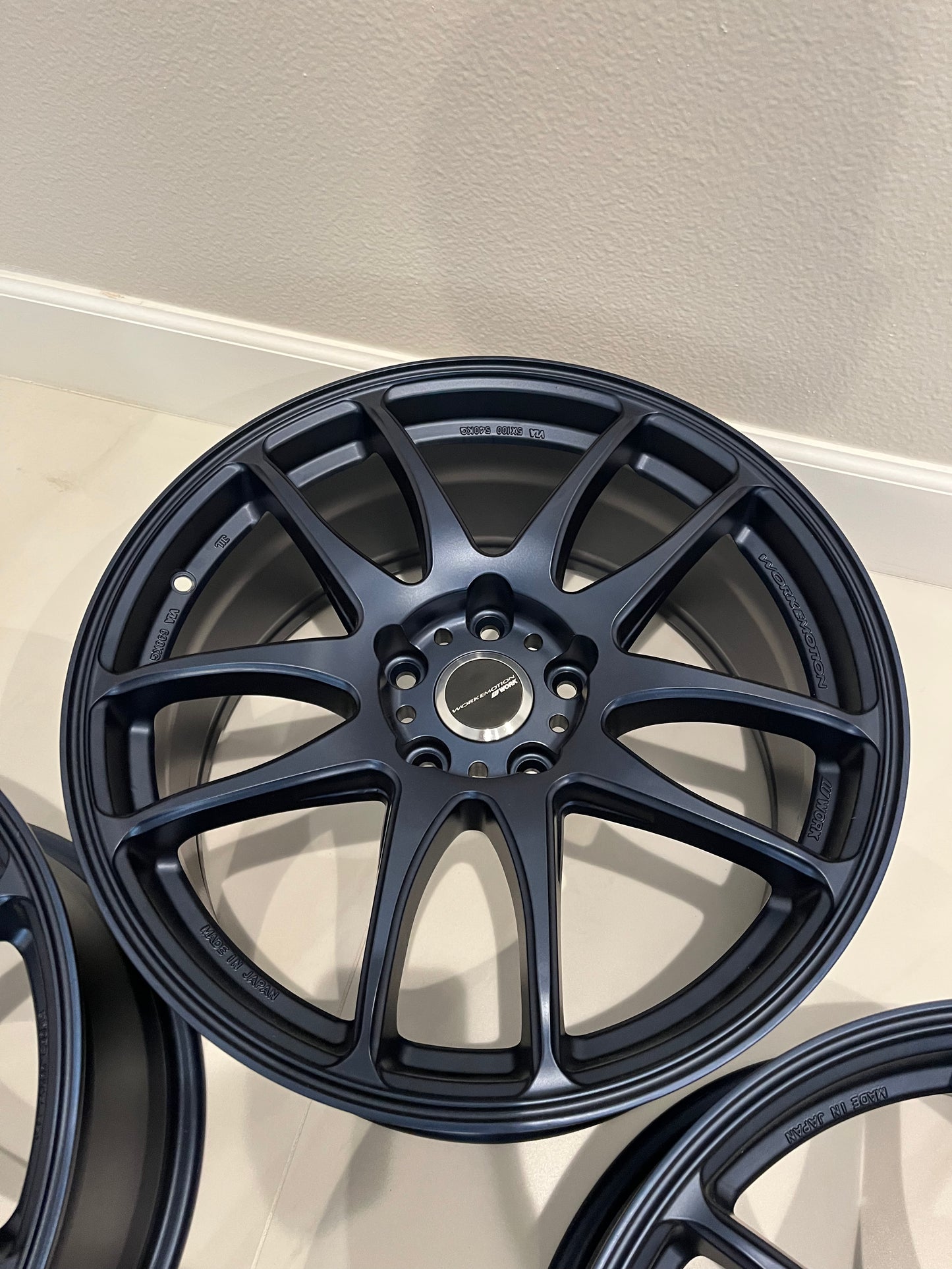 JDM WORK EMOTION CR KIWAMI 18x8.5 +47mm (5x114.3)