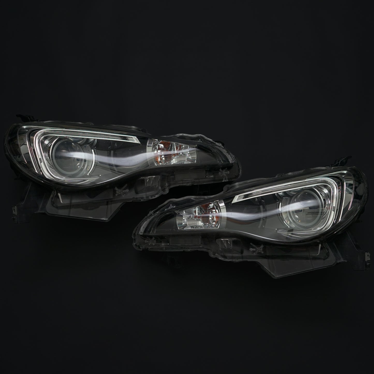 2013-2016 SUBARU BRZ OEM HID HEADLIGHTS