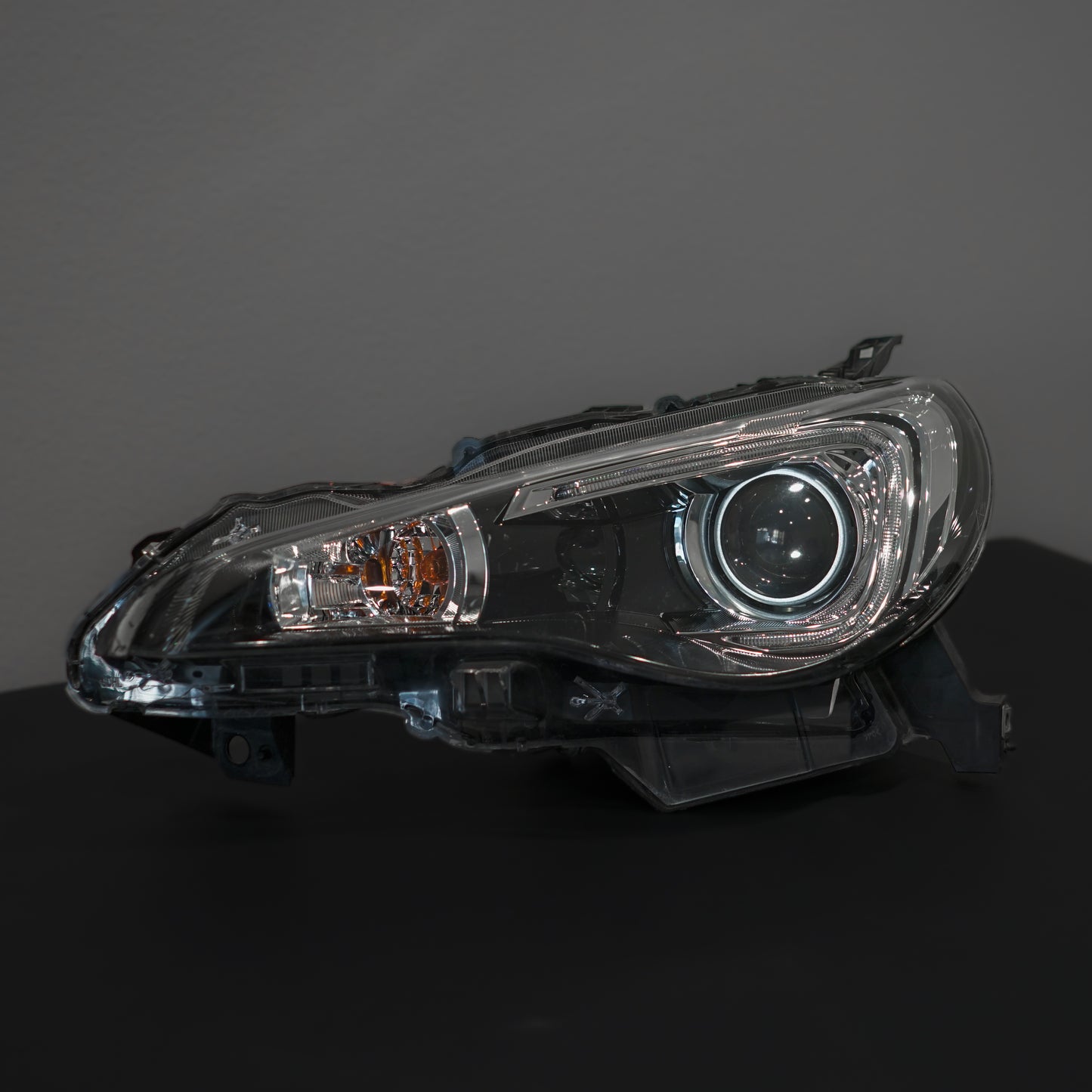 2013-2016 SUBARU BRZ OEM HID HEADLIGHTS