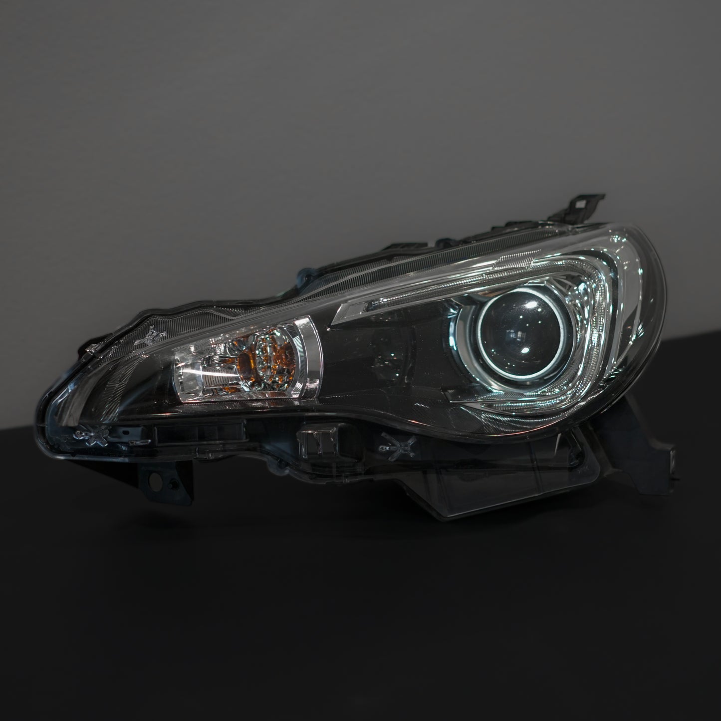 2013-2016 SUBARU BRZ OEM HID HEADLIGHTS