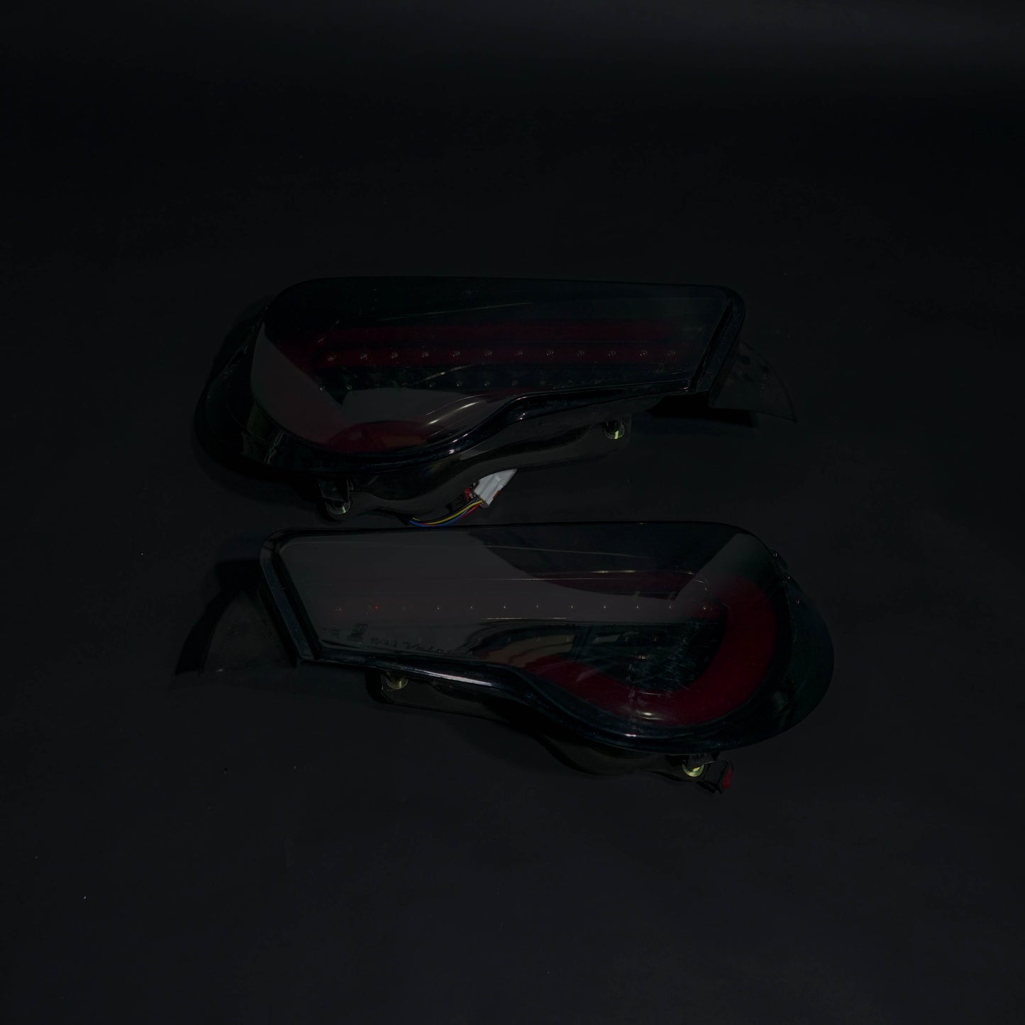 VALENTI LED TAILLIGHTS SMOKED LENS