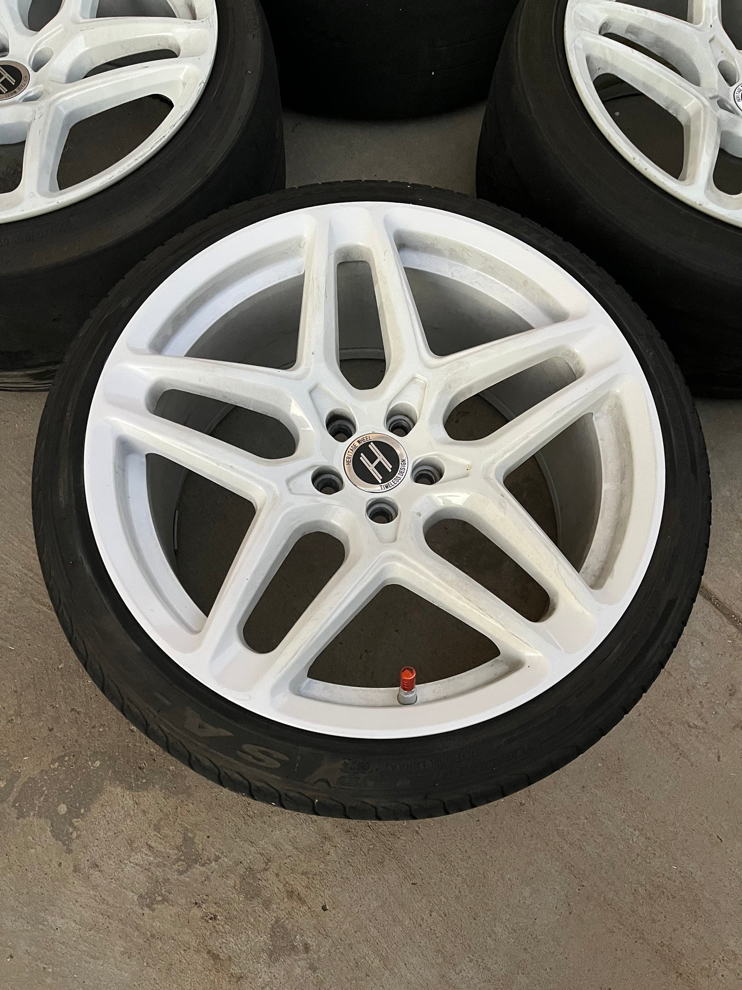 HERITAGE EBISU MONOC 18x9.5 +38mm (5x100)